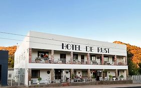 Hotel De Rust